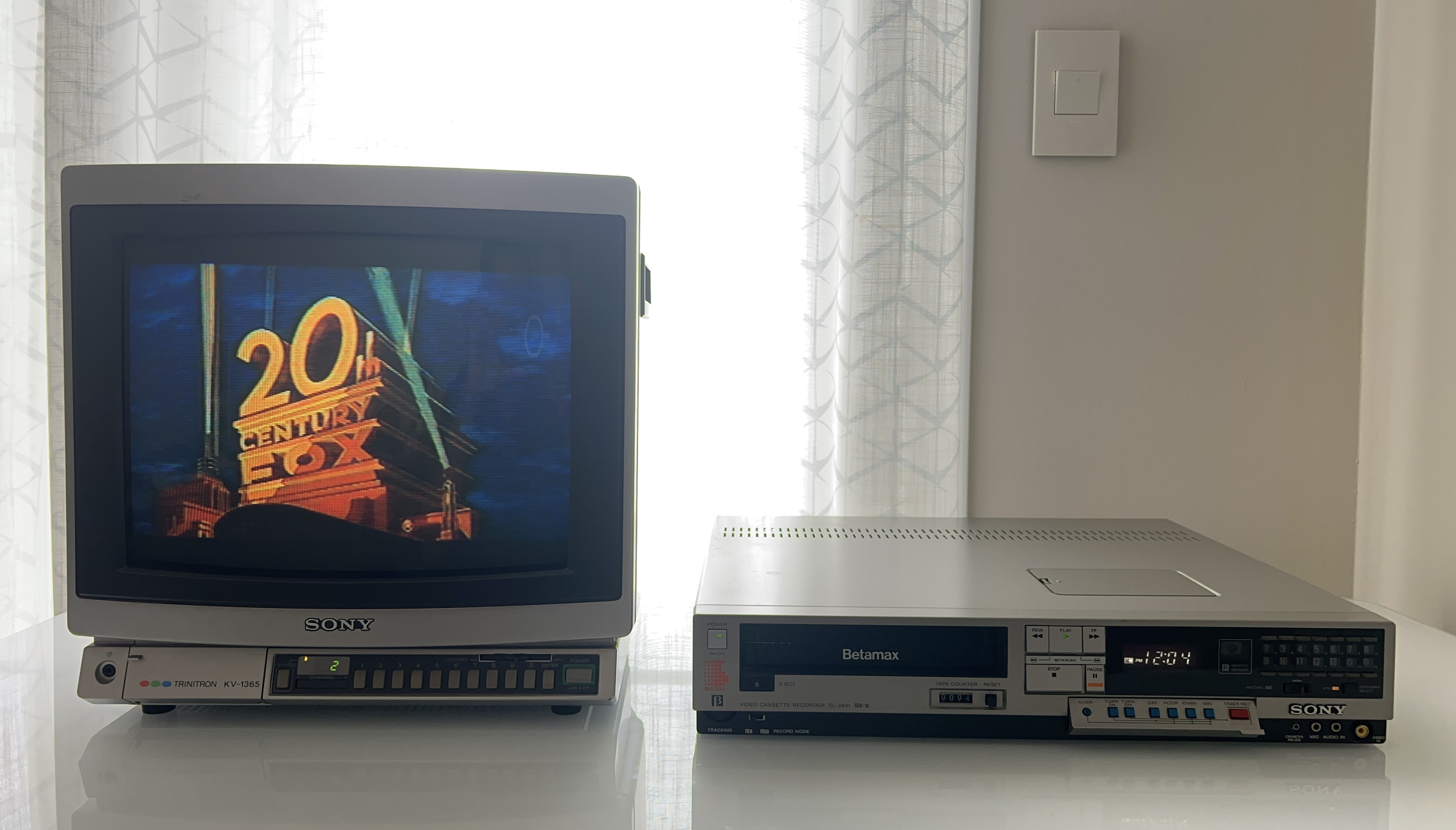 Sony SL-2401 Betamax VCR