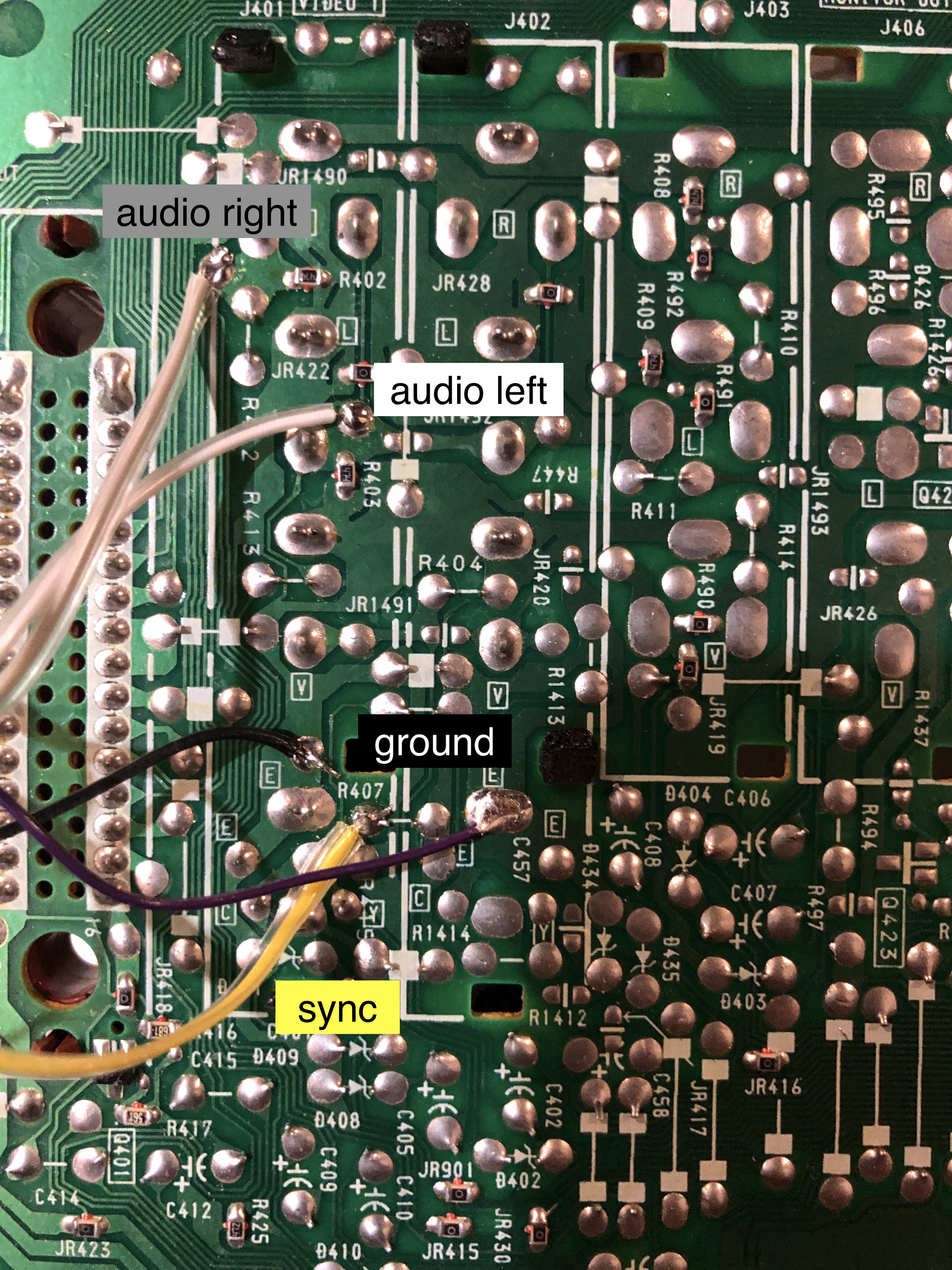 Audio and sync wires